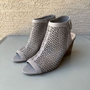 Vince Camuto Gray Peep-Toe Heels